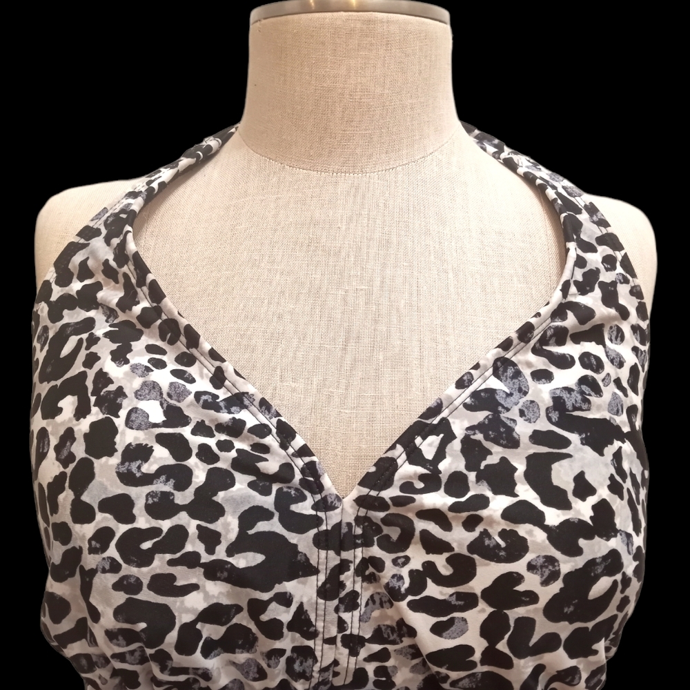 Two pieces swimsuits size Leopard print 1x (16)